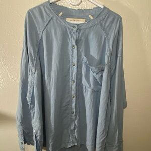 We The Free Soft Light Blue Casual Button-Down Shirt